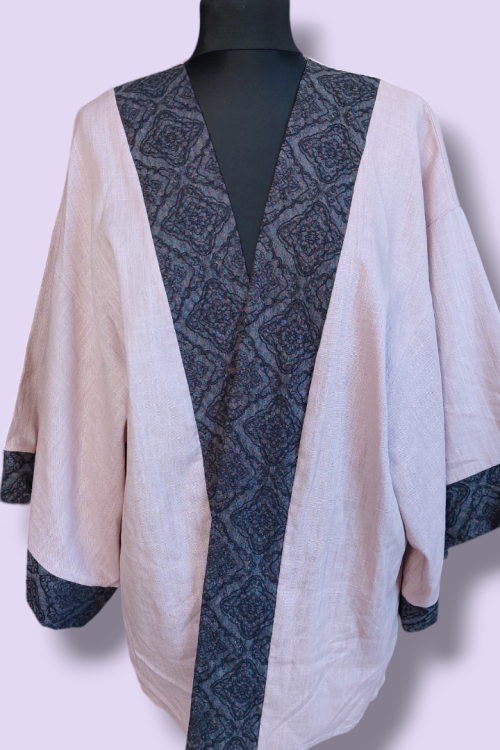 Heleroosa lühike kimono