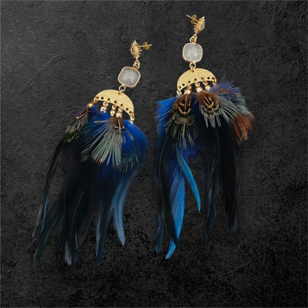 Kõrvarõngad siniste sulgedega