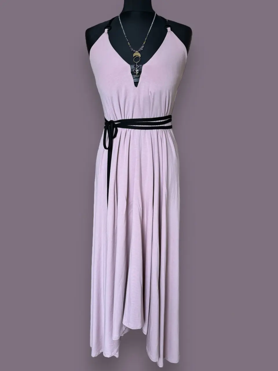 Heleroosa jumalanna kleit - Image 2