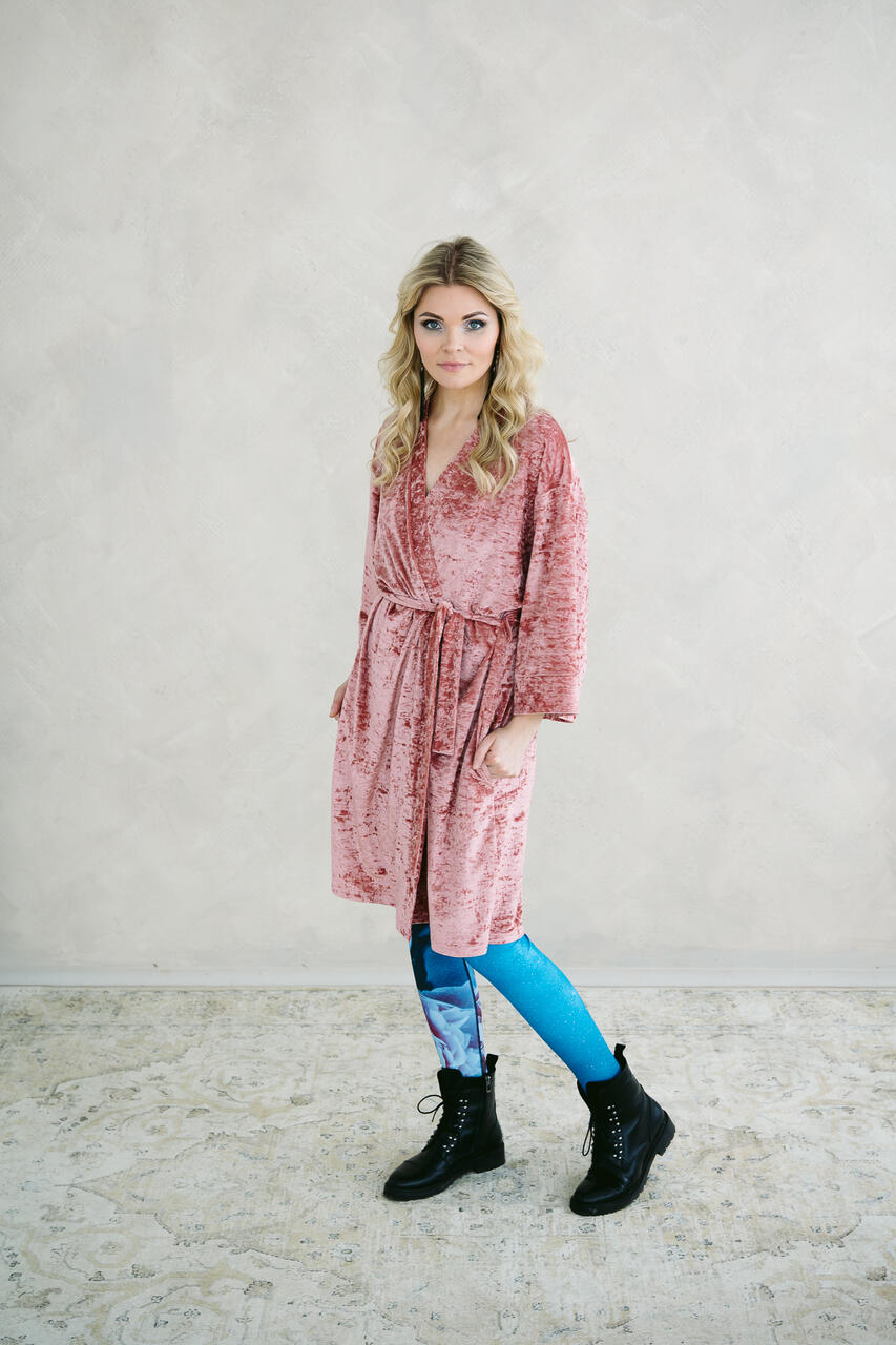 Sinine lilledega - Image 8