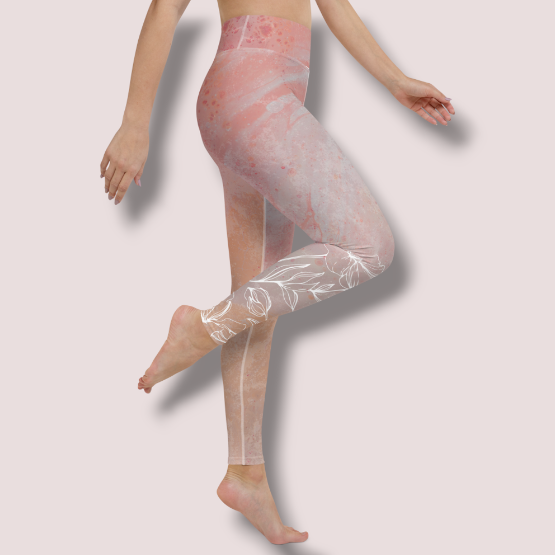 Valge lill roosakal taustal